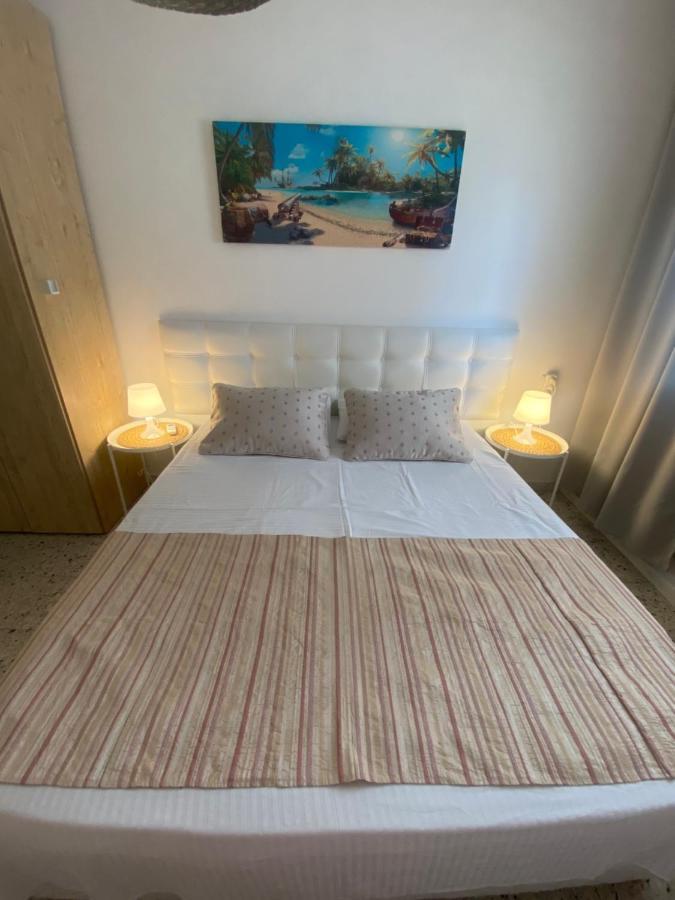 Apartment Oskar Beach بات يام المظهر الخارجي الصورة